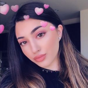 Meet your Posher, Halema